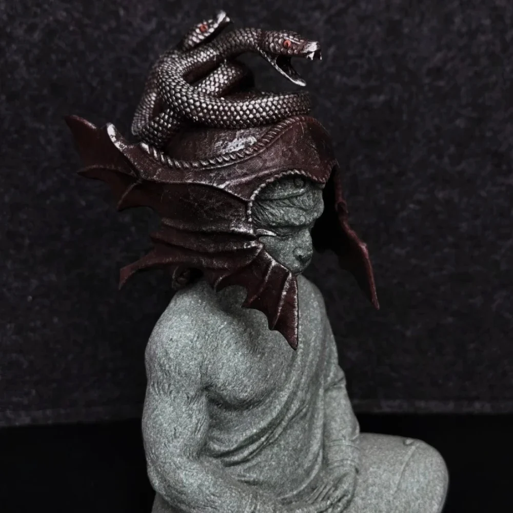 Model Kit Valkyrie - Shadow of The Erdtree Messmer Mini