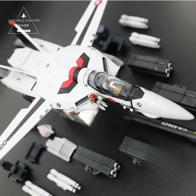 Model Kit Valkyrie - Macross VF-1S Ichijyo's Valkyrie Transformowalny Samolot